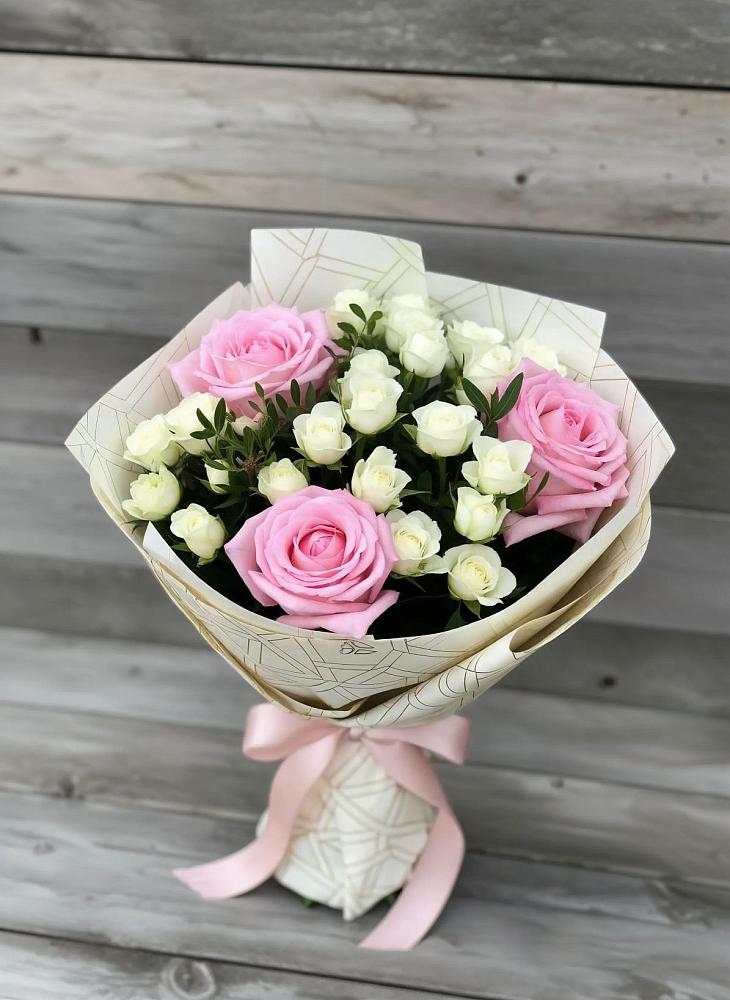 Букет цветов из: Розы в Троицке