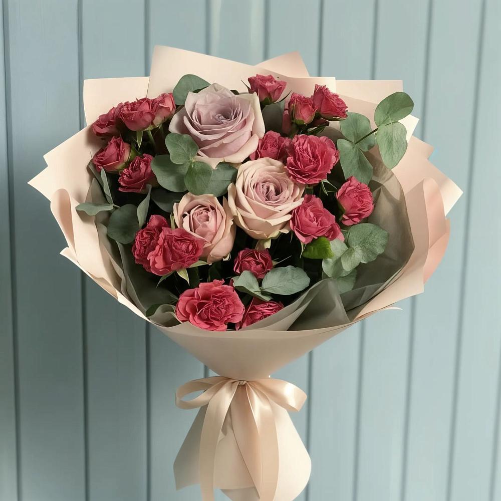 Букет цветов из: Гвоздики и Розы в Троицке