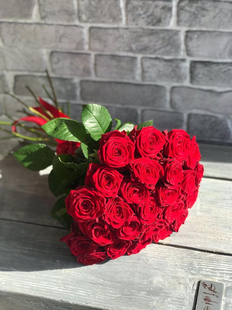 Букет Красные розы Фридом в Троицке