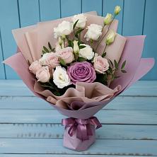 Букет цветов из:  Розы и Лизиантусы в Троицке