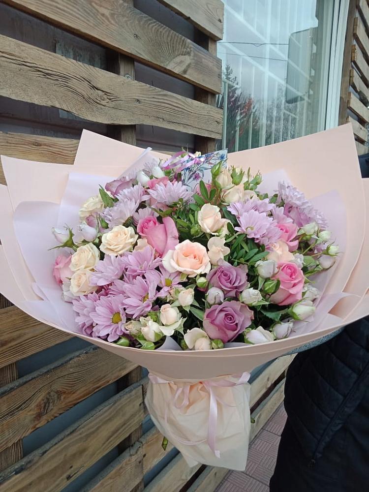 Букет цветов из: Розы и Хризантемы в Троицке