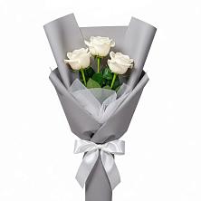 Букет 3 белые розы в Троицке