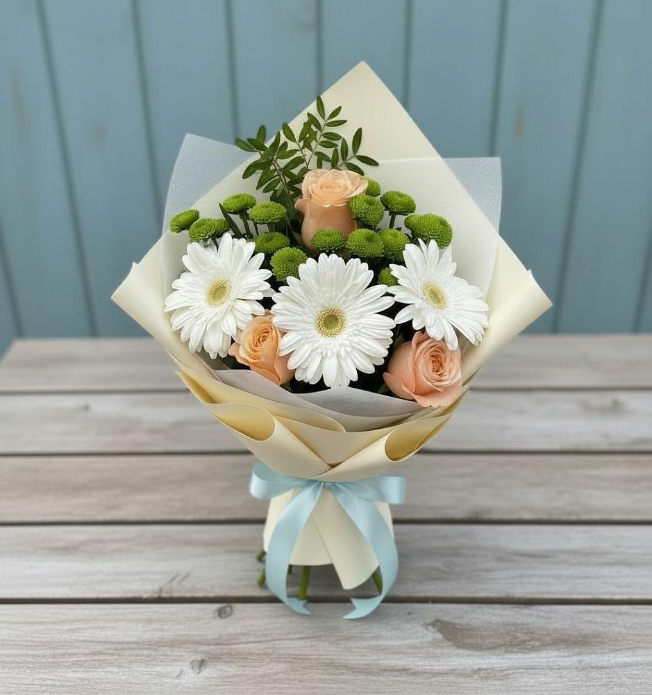 Букет цветов из: Герберы, Розы и Хризантемы в Троицке