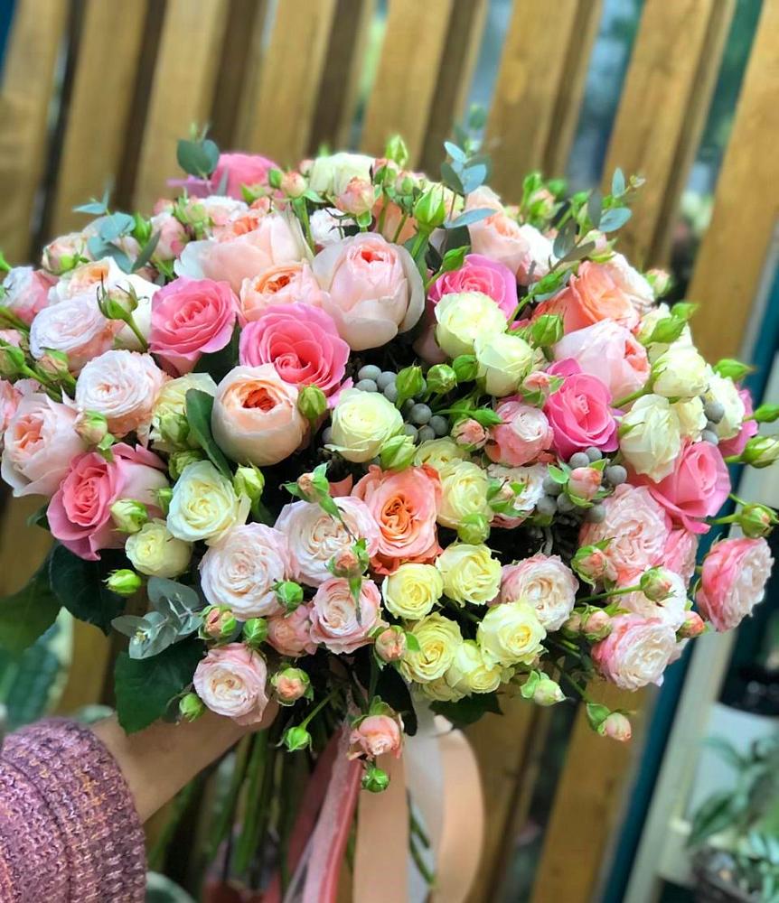 Букет цветов из: Розы в Троицке