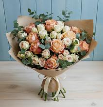 Букет цветов из:  Альстромерии и Розы в Троицке