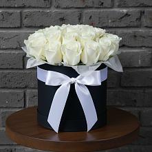 Цветочная композиция из Розы в шляпной коробке #REPLACE_PRED# Троицке